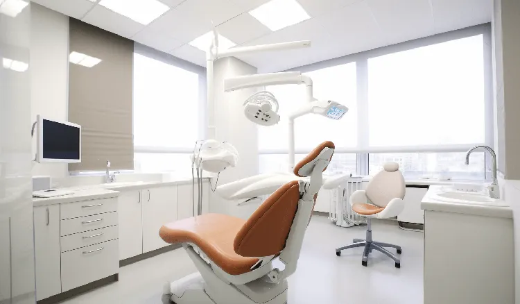 How to find free dental clinics in the United States